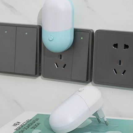 Tofarget LED nattlys for stikkontakt