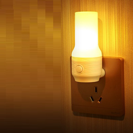 LED nattlys for stikkontakt beige eller rosa