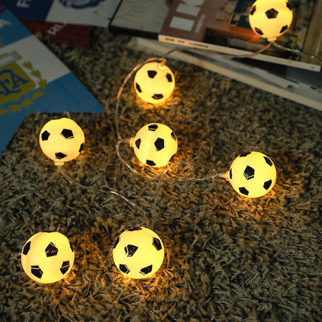 LED lyslenke med fotballer for gutterom