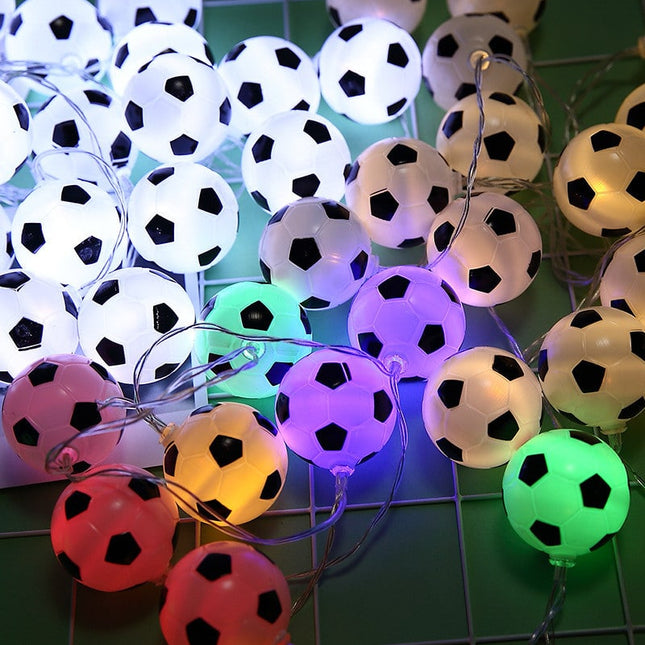 LED lyslenke med fotballer for gutterom