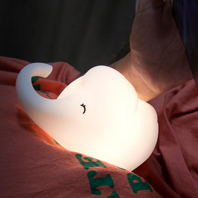 Elefant nattbordlampe i silikon for barn