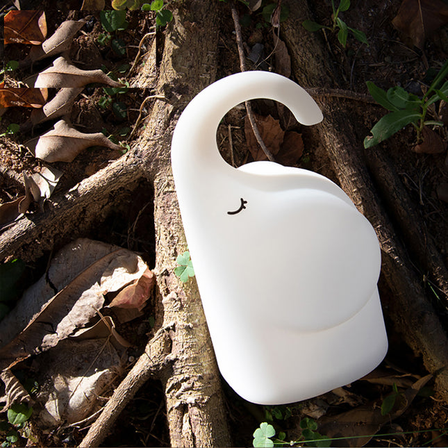 Elefant nattbordlampe i silikon for barn