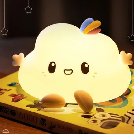 Skyformet nattlampe med touch-sensor