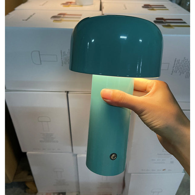 Trådløs bordlampe med soppdesign