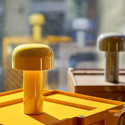 Trådløs bordlampe med soppdesign