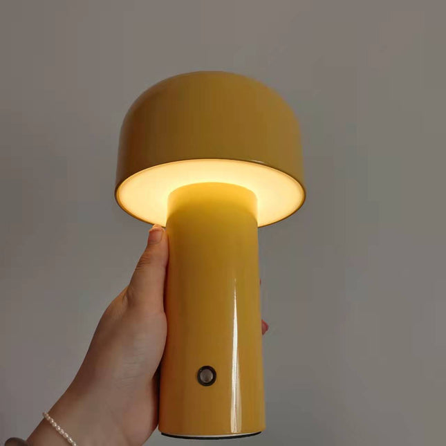 Trådløs bordlampe med soppdesign