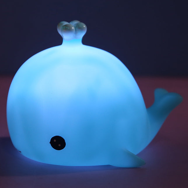 Liten nattlampe formet som en hval