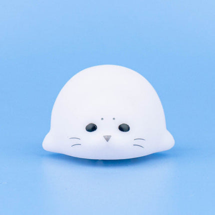 Lite nattlys formet som en sel