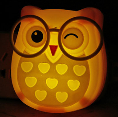 LED nattlys ugle for stikkontakt