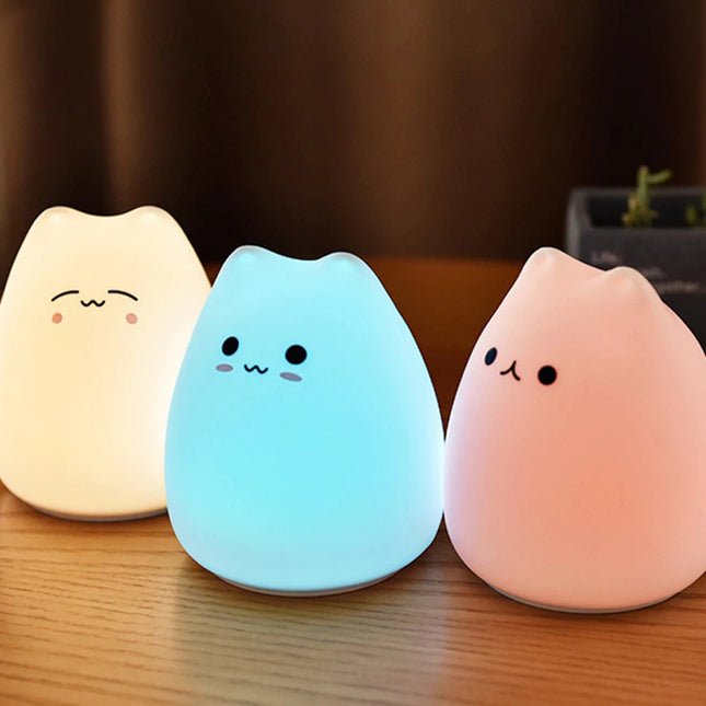 Myk silikon nattlampe formet som kattunge