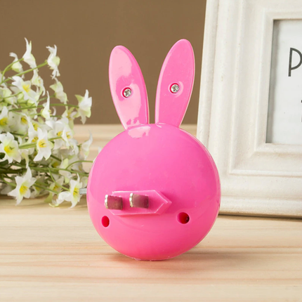 Veggmontert nattlys kanin for baby