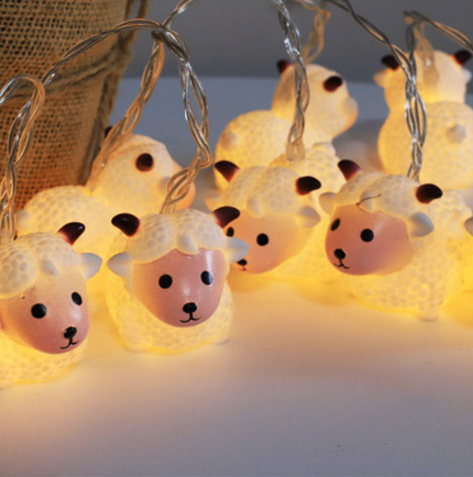 Lyslenke med søte små sauer