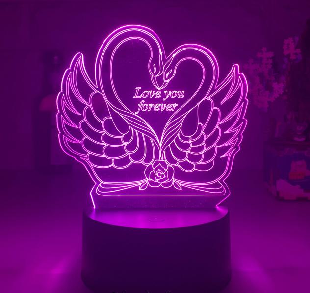 3D LED-lampe med svaner og hjerte