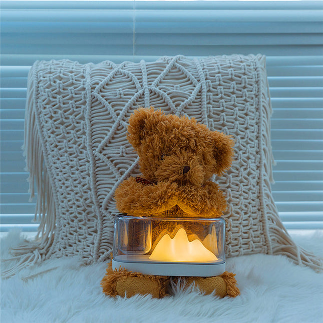 Nattbordlampe med fjellmotiv og pennholder