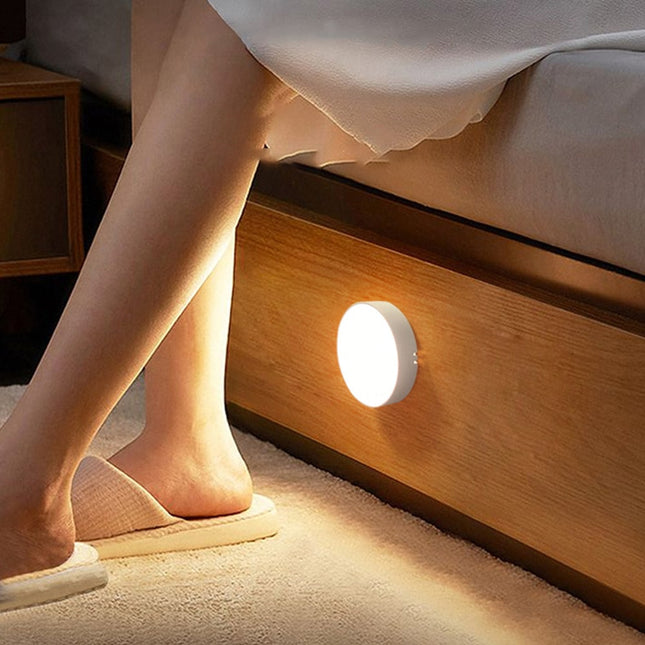 LED nattlys med bevegelsessensor, USB-oppladbar