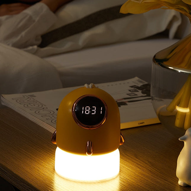 Nattlampe med stjernehimmelprojektor for barn