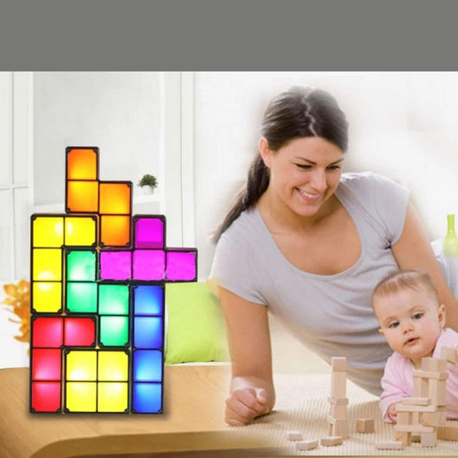 Byggbar Tetris-lampe med fargerike klosser